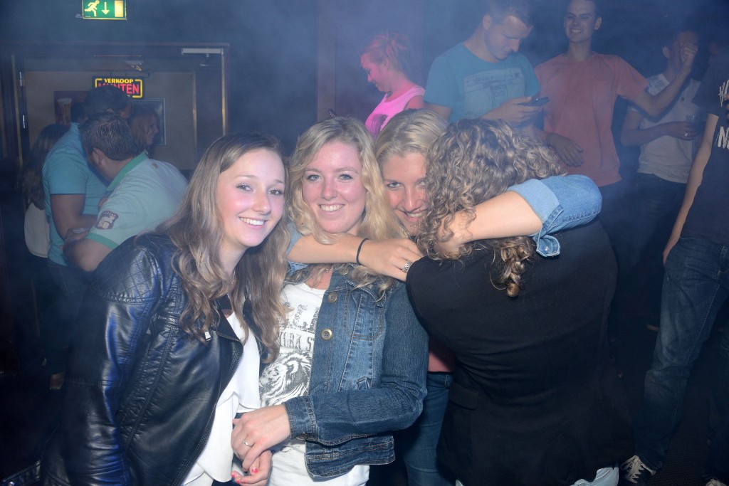 ../Images/Dinsdagavond kermis VdG 083.jpg